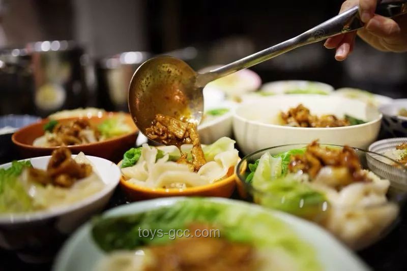 首尔广藏小吃行业深度洞察：厨子探店¥195的美食之旅